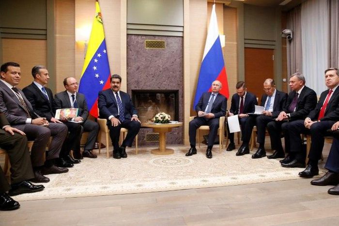 Russian President Vladimir Putin (5R) meets with his Venezuelan counterpart Nicolas Maduro (4L) at the Novo-Ogaryovo state residence outside Moscow on December 5, 2018