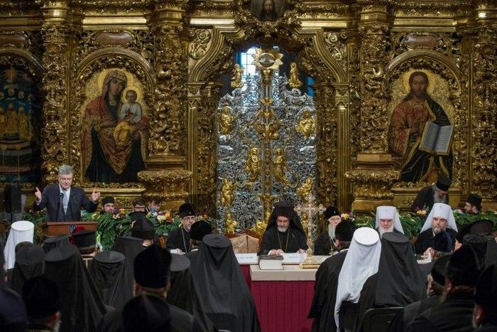 Ukrainian President Petro Poroshenko was present at the historic synod as it created a new Ukrainian Orthodox church independent from Russia