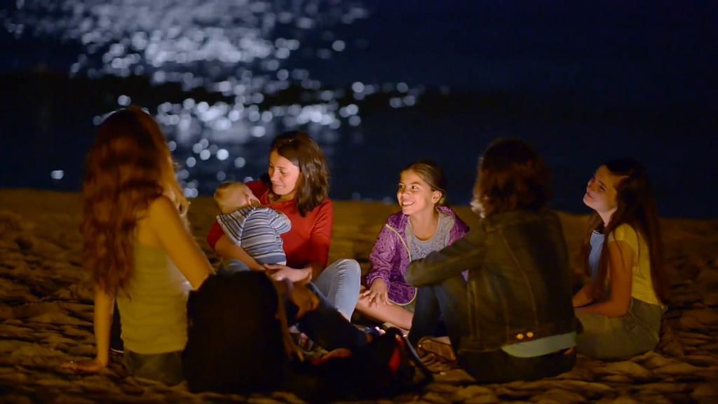 ___9172261___2018___12___6___4___night+on+the+beach