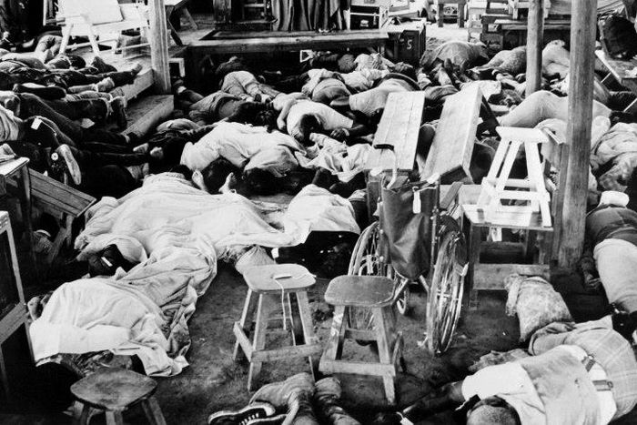 Corpses from the "Jonestown Massacre" in Guyana in 1978