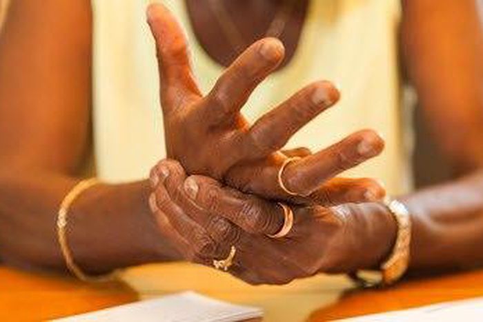 Arthritis sets out early with stiffness and pain in the joints