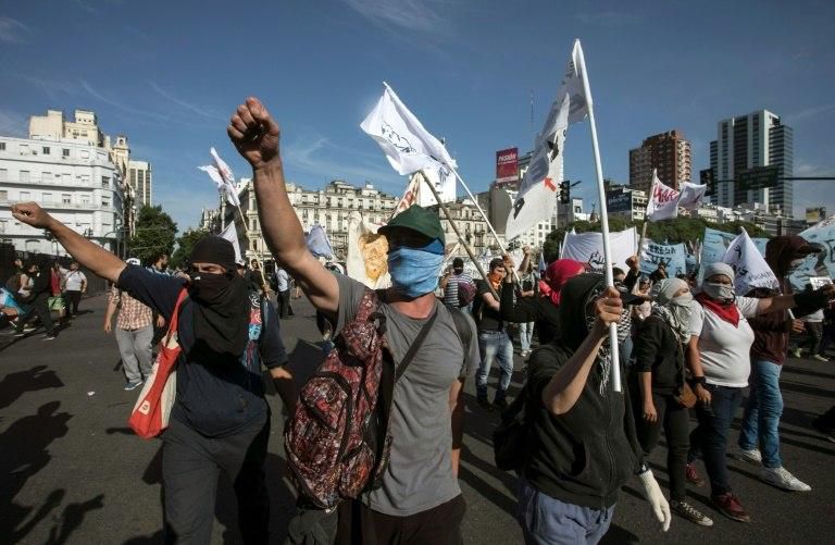 Tens of thousands of protesters rallied in Buenos Aires to denounce the government for spending millions on the G20 summit while the public endures economic hardship