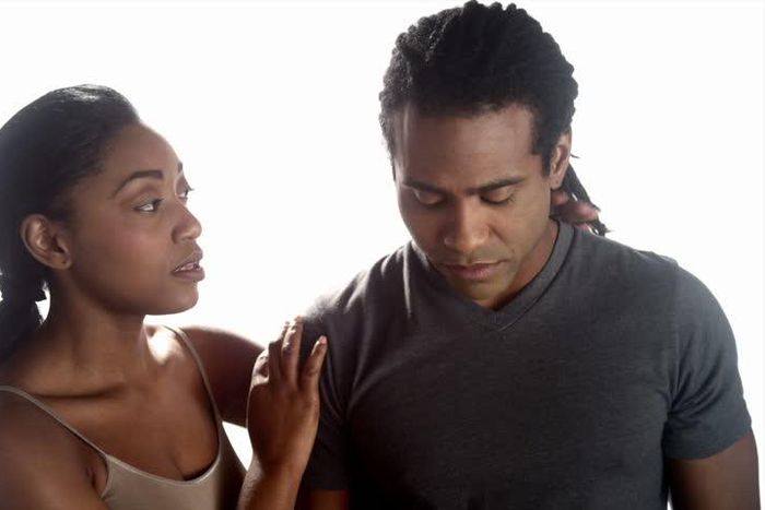 How do I make my boyfriend miss me?