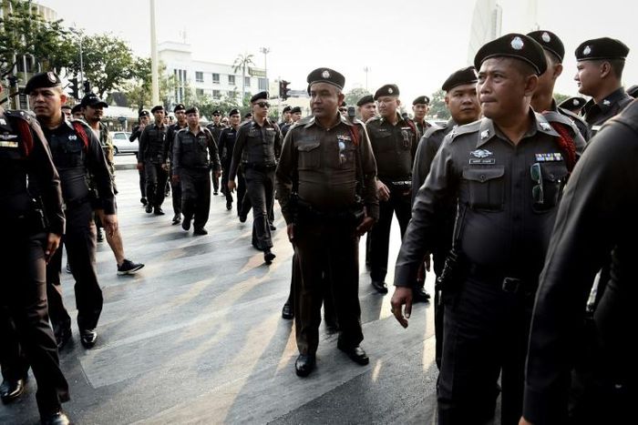 Thailand's junta has lifted a ban on political campaigning, but police will still need to be informed of any political gatherings