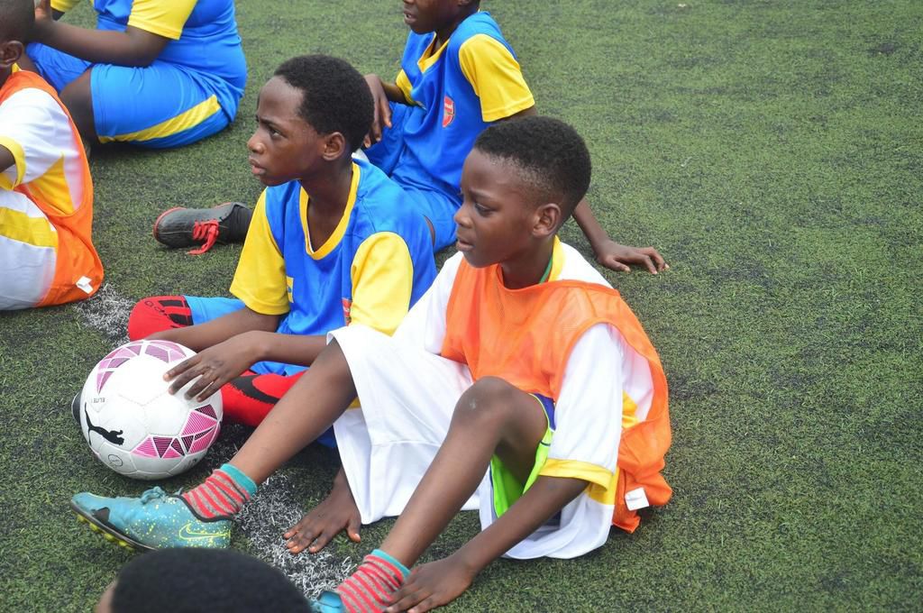 ___9135333___2018___11___24___17___mtn-arsenal00