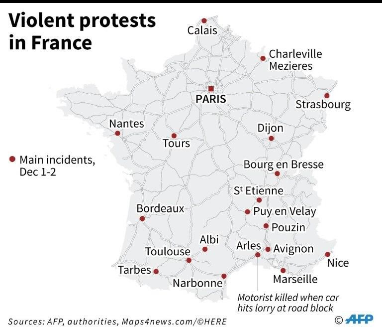 Map of France locating violence on Dec 1-2