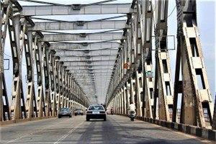 ___8930615___2018___10___3___8___niger+bridge