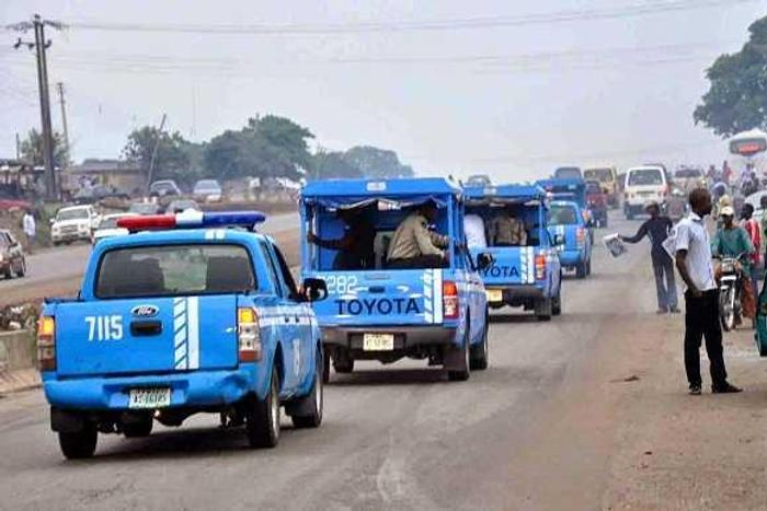 ___8296402___2018___4___24___13___FRSC+Officials.+-+Daily+Trust