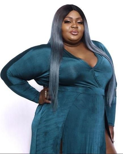 Eniola Badmus celebrates birthday with cute photos