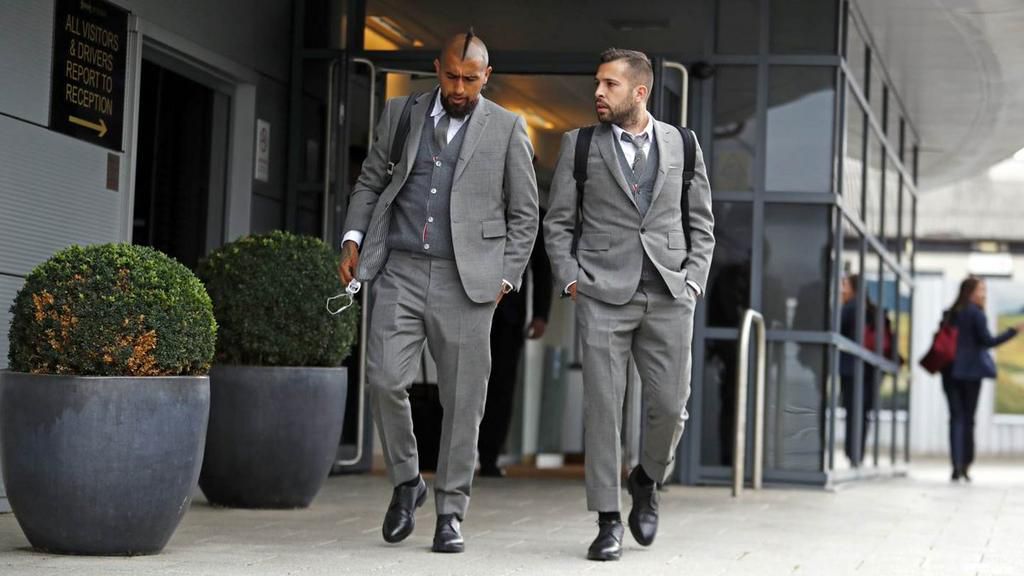 Arturo Vidal and Jordi Alba