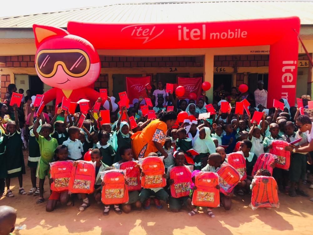 Love Always On: ITEL Mobile adding colours to over 6000 lives in Nigerian communities nationwide.