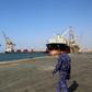 Yemeni rebels have begun to withdraw from the Red Sea port of Hodeida, the country's key aid lifeline, under an agreement reached at UN-brokered peace talks in Sweden earlier this month, a UN official says