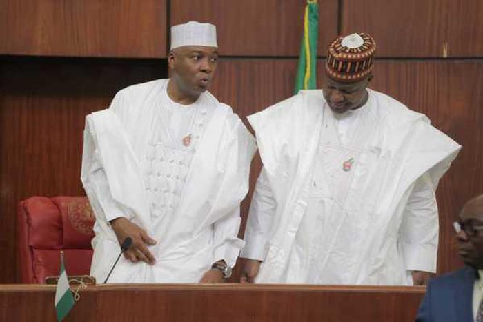 Senate President Bukola Saraki (L) and House Speaker, Yakubu Dogara (R)