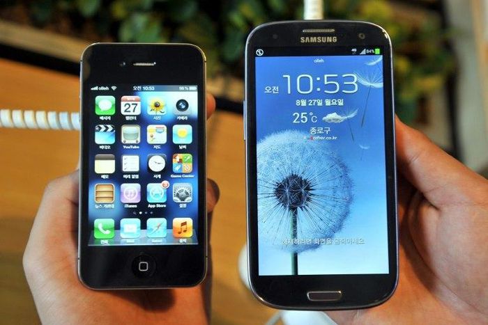 Italy says Apple and Samsung have engaged in 'planned obsolescence' tricks
