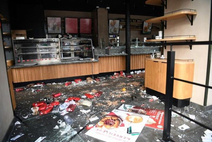 A bakery near the Saint -Lazare railway station in Paris was ransacked