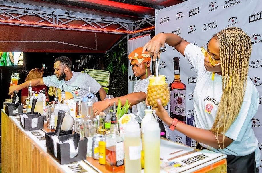 ___9185693___2018___12___10___16___JIM+BEAN+1