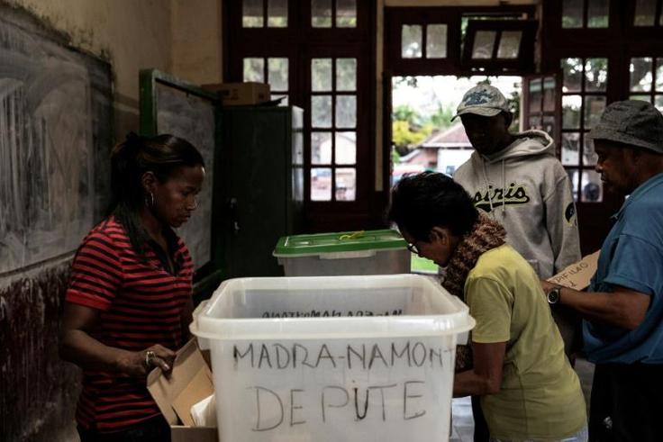 Ballot boxes were being set up at polling stations in Antananarivo on the eve of the presidential elections