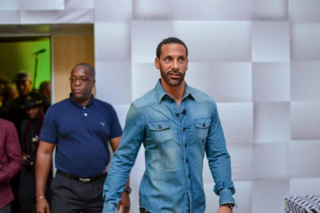 ___9158949___2018___12___2___15___1_1