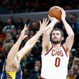 ___9114319___2018___11___17___7___kevin-love-of-the-cleveland-cavaliers-shoots-the-ball-news-photo-888620916-1542387032