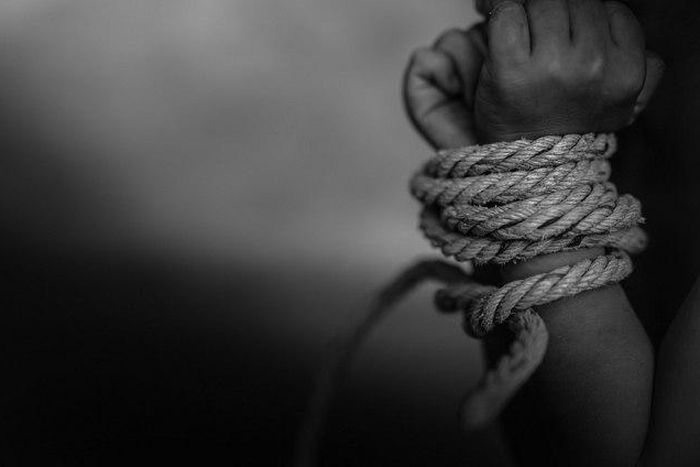 To afford money needed for his house rent, a man offered his 2-year-old son and got a sum of N180,000 in return.