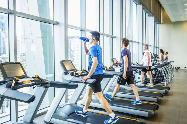 ___9178366___2018___12___7___17___people-working-out-on-treadmills-in-gymnasium-royalty-free-image-591406431-1544134424