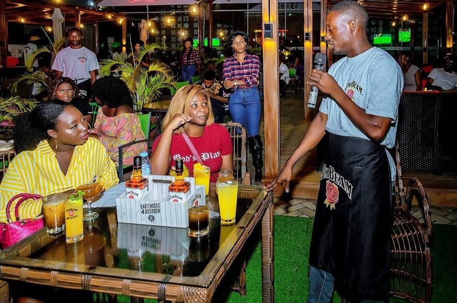 ___9185692___2018___12___10___16___JIM+BEAM+4