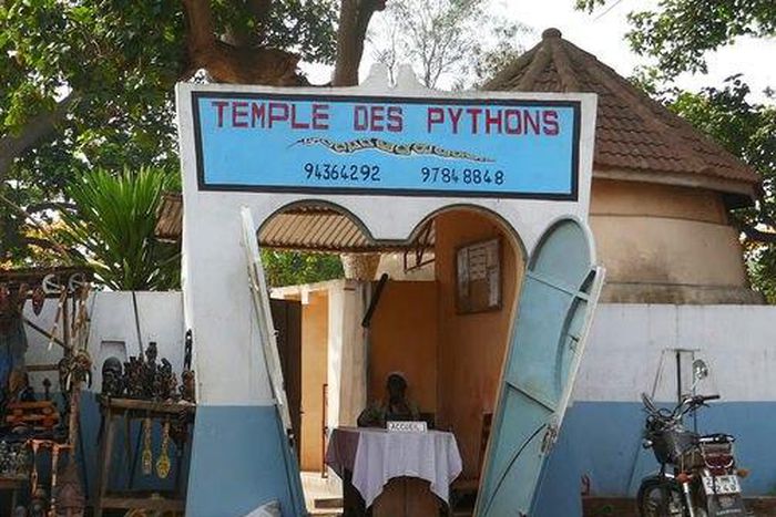 Things you should absolutely not do while at the Python temple