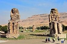 ___9138965___2018___11___26___12___220px-Colossi_of_Memnon_May_2015_2