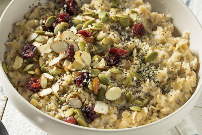 ___9136637___2018___11___25___13___healthy-organic-superfood-oatmeal-breakfast-royalty-free-image-908057692-1542140485