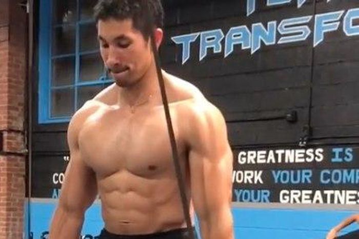 Blast your triceps with this resistance band arm day finisher