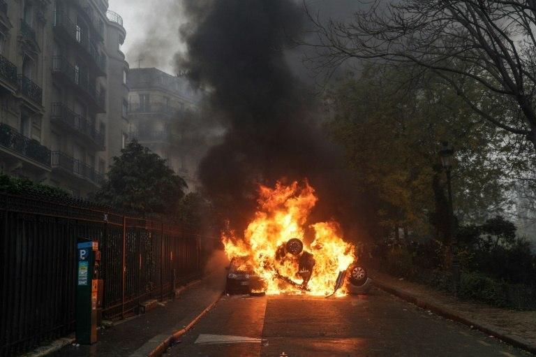 November 17 marked the start of nationwide road blockades against rising fuel prices, which have since ballooned into a mass movement against President Emmanuel Macron in general