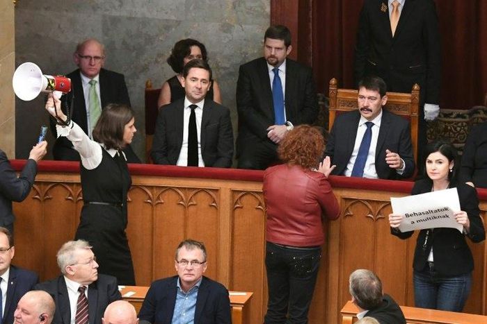 Rare scenes of chaos gripped the Hungarian parliament Wednesday