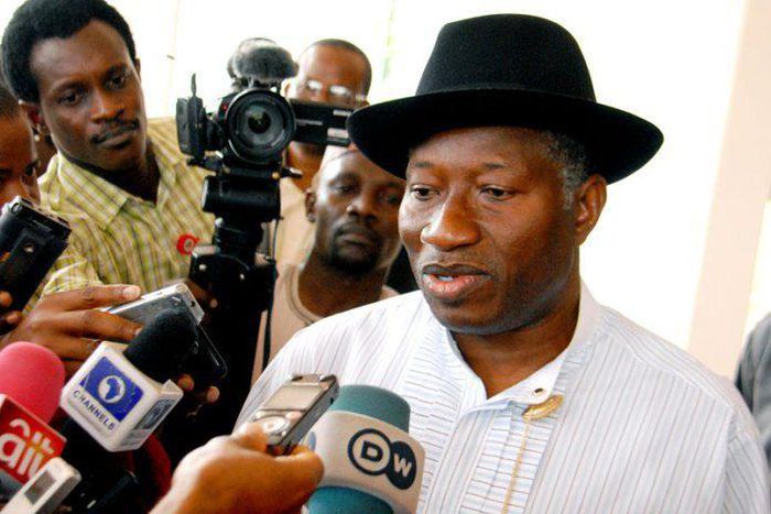 Ex-President Goodluck Jonathan addresses the press after a PDP meeting