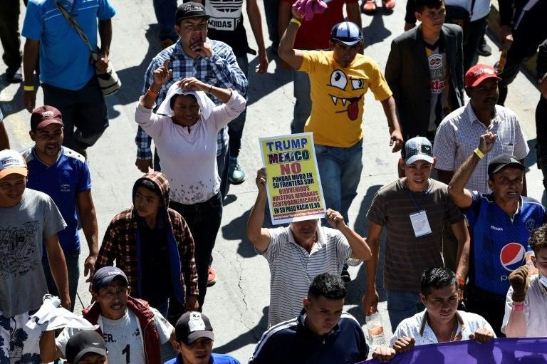 A group of Central American migrants protested outside the Mexico City offices of the UN High Commissioner for Refugees on November 8, 2018