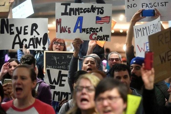 Pro-immigration protesters in San Francisco, California