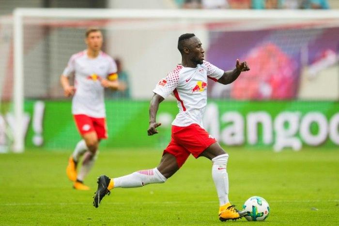 Leipzig's Guinean midfielder Naby Deco Keita plays the ball during the German first division Bundesliga football match between RB Leipzig and SC Freiburg in Leipzig, eastern Germany on August 27, 2017.