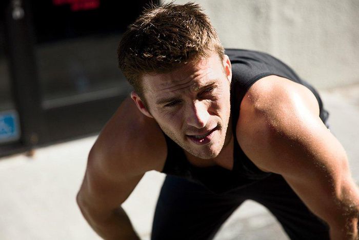 ___6735021___https:______static.pulse.com.gh___webservice___escenic___binary___6735021___2017___5___25___16___scott-eastwood-1