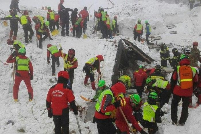 Italian rescuers pulled nine survivors from the hotel hit by an avalanche on January 18, 2016 and continue to search the 23 people still trapped under the ruins