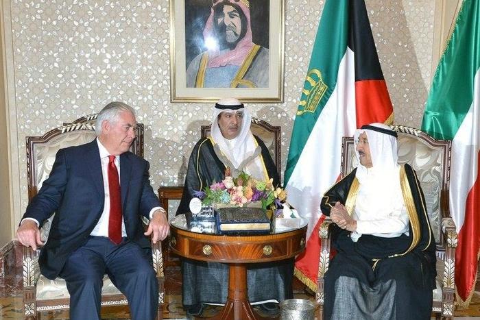 A photo provided by the Kuwaiti news agency KUNA on July 10, 2017 shows the Emir of Kuwait, Sheikh Sabah al-Ahmad al-Sabah (R), receiving US Secretary of State Rex Tillerson (L) at Bayan Palace in Kuwait City