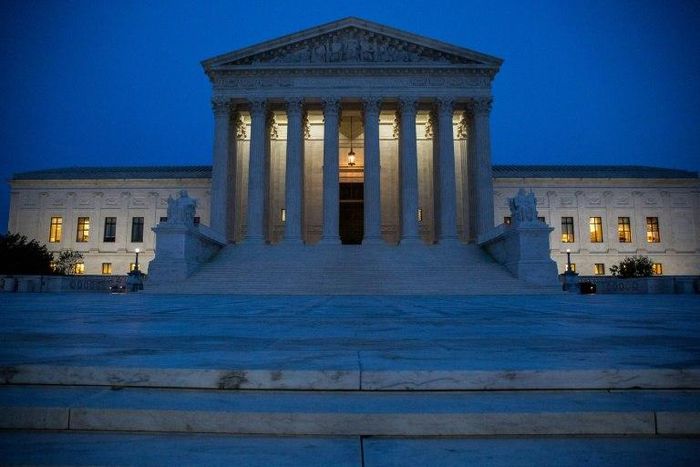 The US Supreme Court has declined to hear the case of a man and his four wives -- stars of a reality TV show -- challenging a ban on polygamy in their native state of Utah