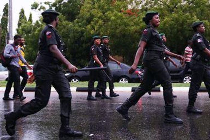 ___5040283___https:______static.pulse.com.gh___webservice___escenic___binary___5040283___2016___5___16___17___Female-Police-Officers