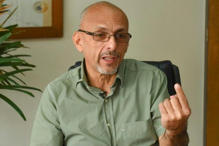 David Vallenilla, father of a 22 year old protester shot and killed by a military officer, is demanding justice from President Nicolas Maduro, who once earned his living as a bus driver and was one of his employees