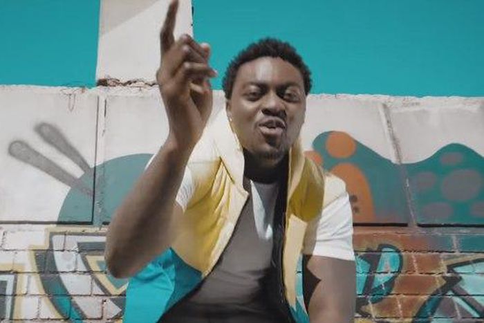 ___7063856___https:______static.pulse.com.gh___webservice___escenic___binary___7063856___2017___7___28___13___tayo+faniran+Biggy+back+vid