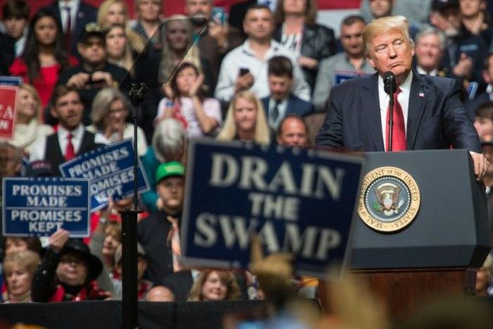 US President Donald Trump has offered a tough budget blueprint that slashes spending on diplomacy and the environment and boosts defense outlays