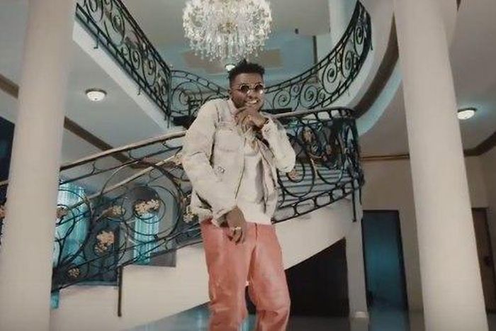 KELLY HANSOME - INVESTMENT (OFFICIAL VIDEO)