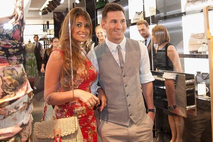 Leo and Angela will be married on June 30 2017