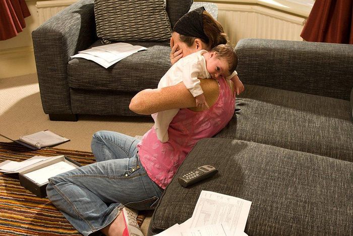 mom postpartum depression facebook viral photo