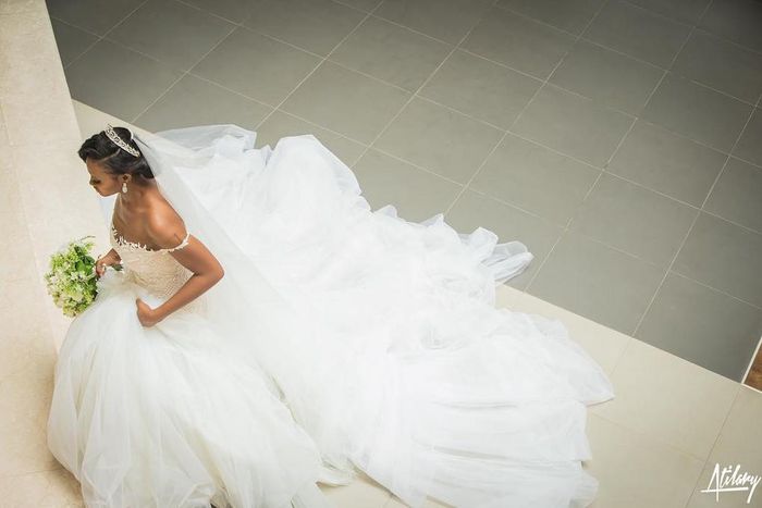 That view... that dress... divine!