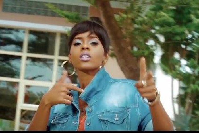 Fefe - professional.