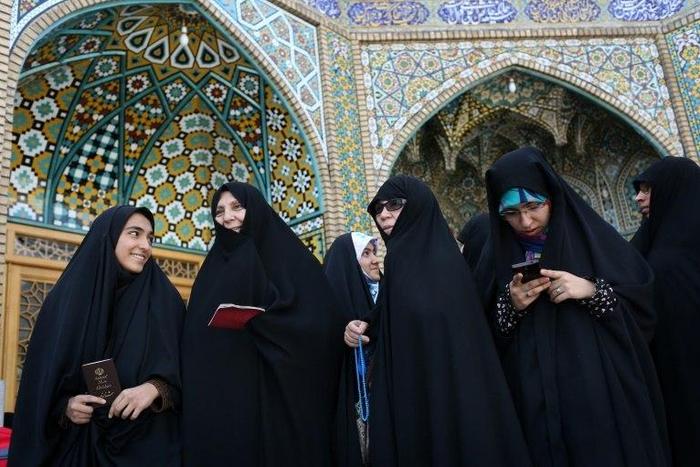 Women voters in the holy city of Qom south of Tehran on May 19, 2017